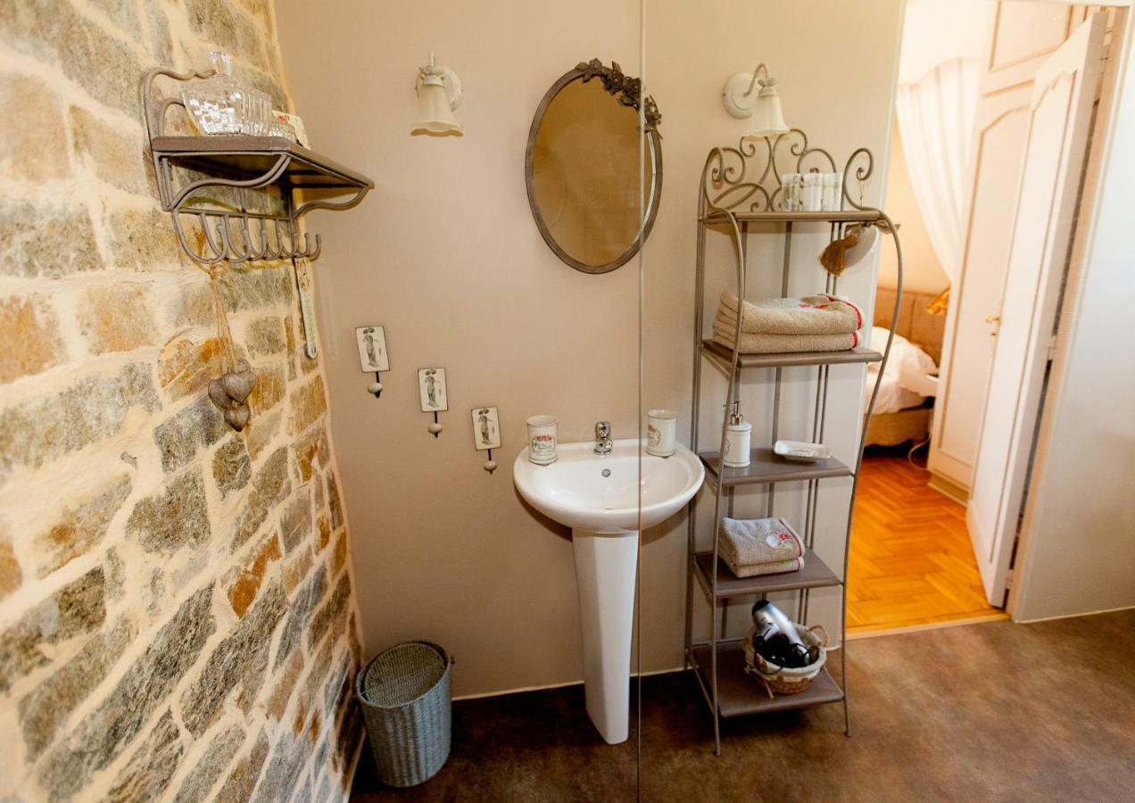 La Gobiniere Bed & Breakfast Saint-Mars-la-Réorthe Dış mekan fotoğraf